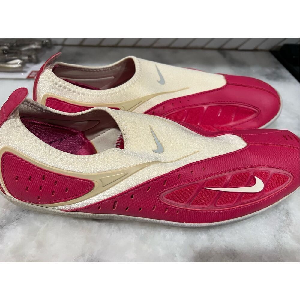 Nike ACG Amphibious Aqua Wet Shoes All Trac Hot Pink Women's 9. Rare